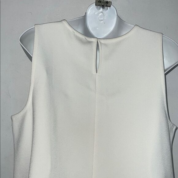 ANN TAYLOR Off White Scalloped Hem Sleeveless Top-M - Picture 6 of 7